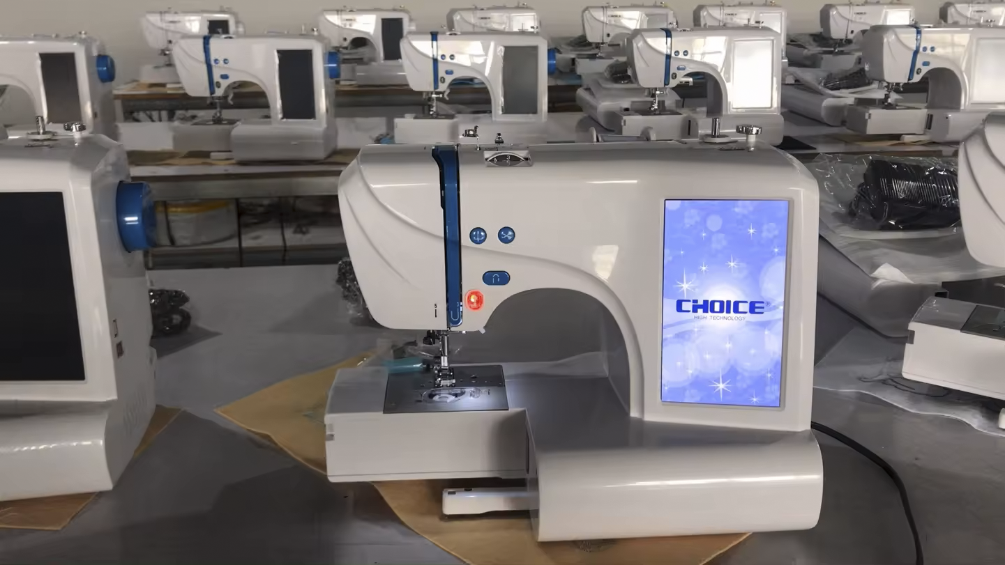 Kreatek GC-ES5 Sew & Embroiderymachine, by Choice